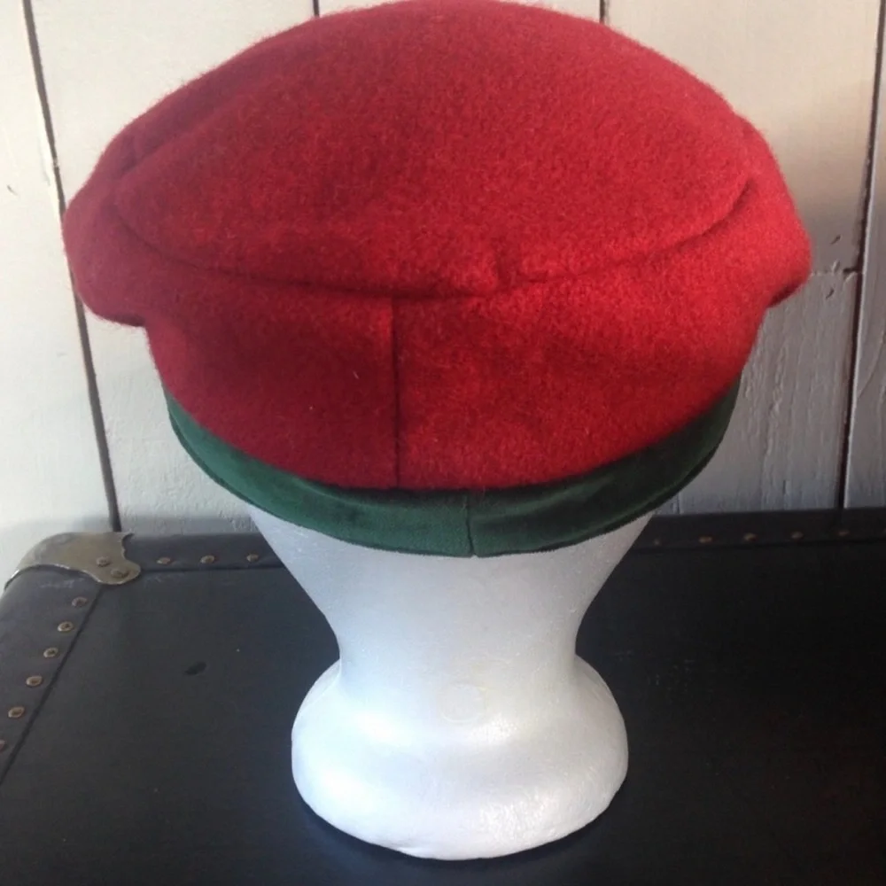Retro HAT PEOPLE Hat Cap Red Wool Black Green Velvet Band Paisley Lining